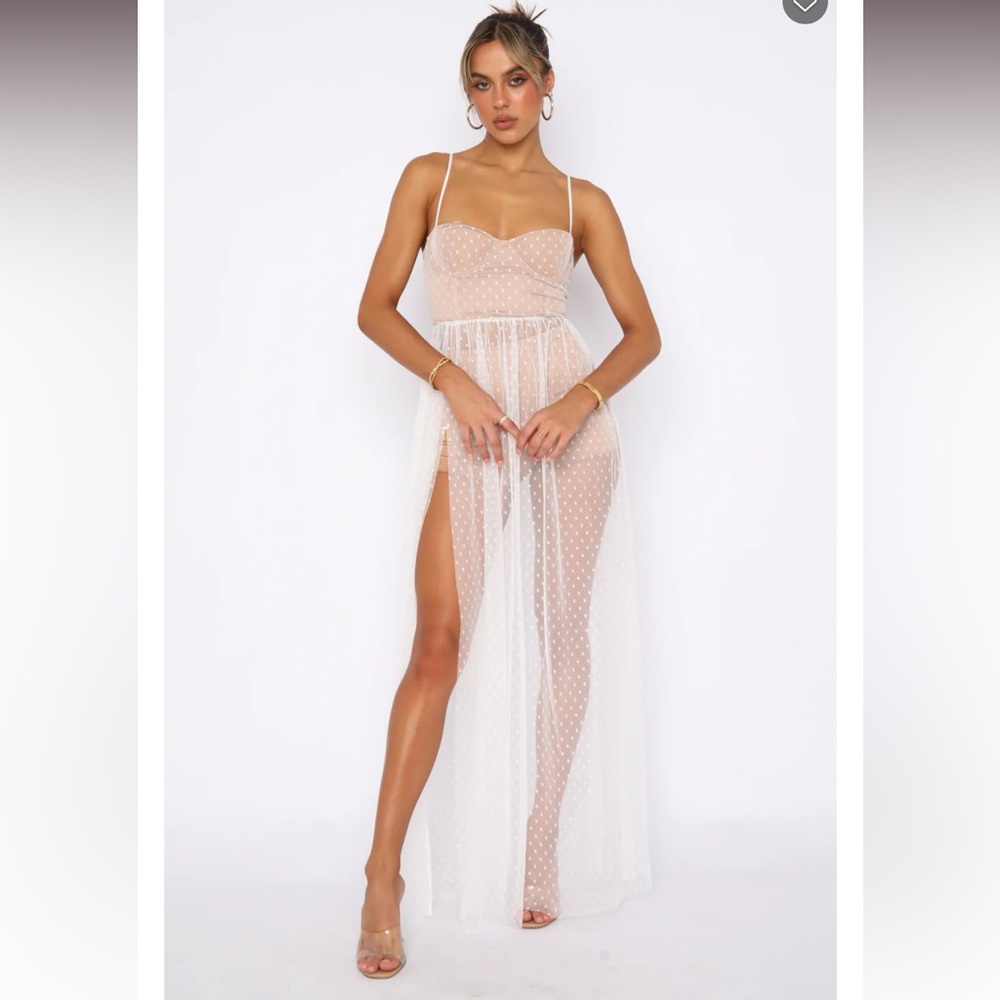 White Fox Boutique totally banging white maxi dress